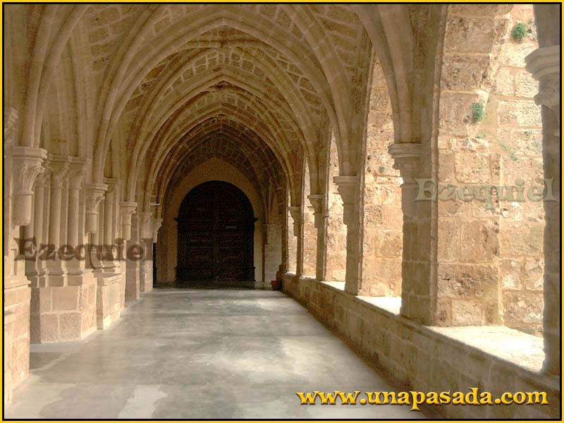 postal_paisajes_del_monasterio_de_piedra_foto_36